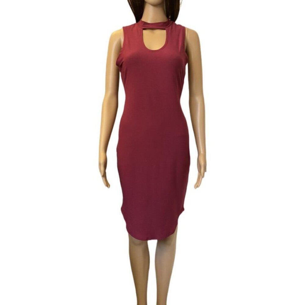 Rue 21 Women's Dress Size M Burgundy Sleeveless Pullover Stretch Knee Length NWT